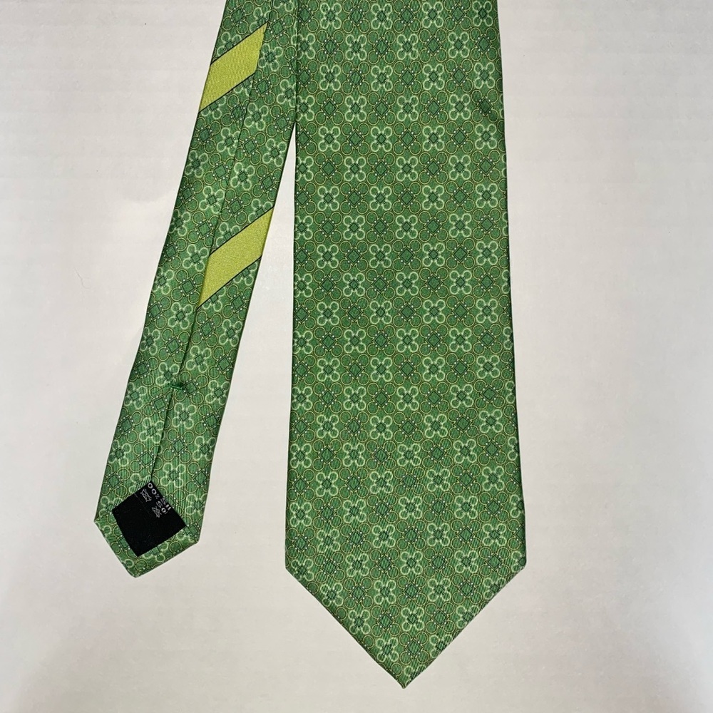 Salvatore Ferragamo tie, 3.5” (new standard)